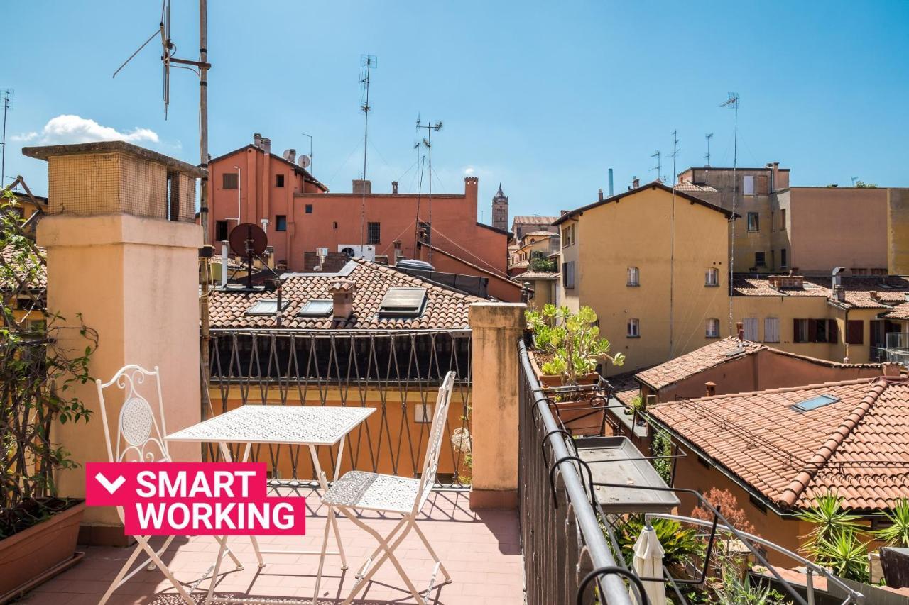 A Pochi Passi Dalla Finestrella Di Via Piella By Wonderful Italy Apartment Bologna Bagian luar foto